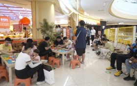 双节假期人潮涌动，从瑞安吾悦广场看瑞安文明“底色”