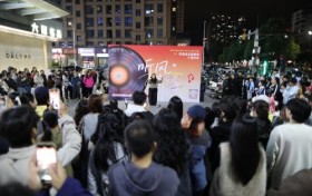 聚势向新 行稳致远 煎饼歌手李维佳巡唱空降！瑞安吾悦广场再成城市青年焦点