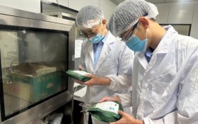 瓯海市场监管局“柔性服务+刚性规范”双轮驱动  守护群众“舌尖上的安全”